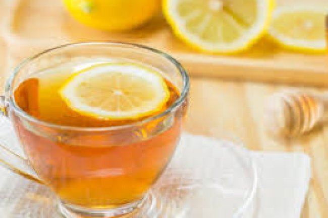 5 Reasons Why You Should Take Honey with Lemon Water