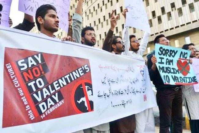 HERE ARE THE COUNTRIES WHERE VALENTINE’S DAY CELEBRATION WAS OR IS STILL BANNED 