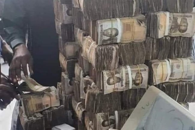 HOW TO DEPOSIT YOUR OLD NAIRA NOTES IN THE CBN BANK 