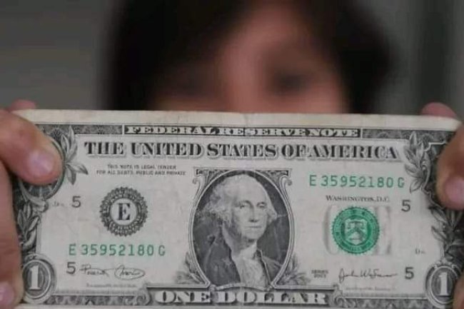 WHAT'S GIVING NIGERIAN MUSICIANS MONEY?