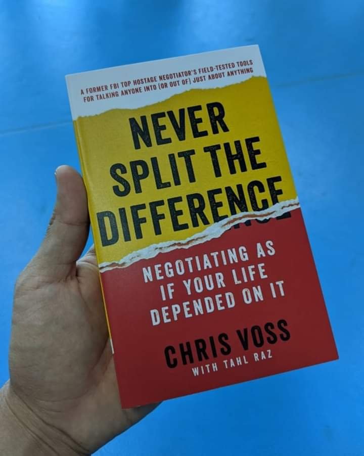 TOP 8 LESSONS LEARNED FROM THE BOOK "NEVER SPLIT THE DIFFERENCE"