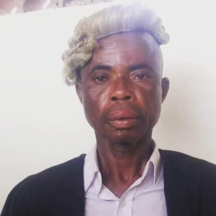 “BE A GOOD AND KIND HUSBAND TO YOUR WIFE & MAKE SURE YOUR KIDS SEE IT ELSE YOU WILL SUFFER IN OLD AGE” — NIGERIAN LAWYER ADVISES MEN AFTER ATTENDING A DIVORCE SETTLEMENT MEETING 