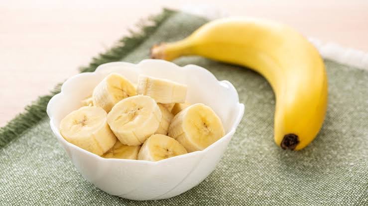 Amazing Benefits Of Eating Bananas On An Empty Stomach