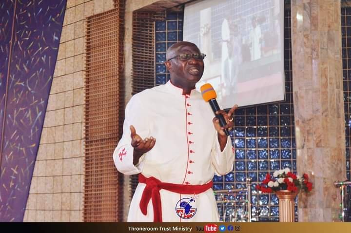 I WANT PETER OBI, BUT God SAYS I SHOULD VOTE FOR ATIKU – NIGERIAN PREACHER