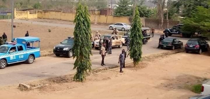 PHOTOS: POLICE BEGIN SHOW OFF FORCE IN OSOGBO