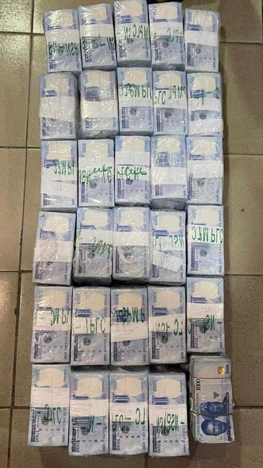 EFCC INTERCEPTS N32.4M ALLEGEDLY MEANT FOR VOTE-BUYING IN LAGOS