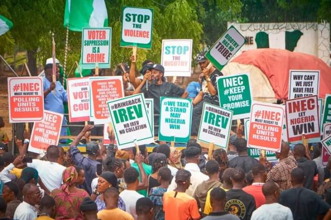 2023 ELECTIONS: PROTESTERS CALL FOR INTERIM GOVERNMENT, ARREST OF INEC CHAIRMAN