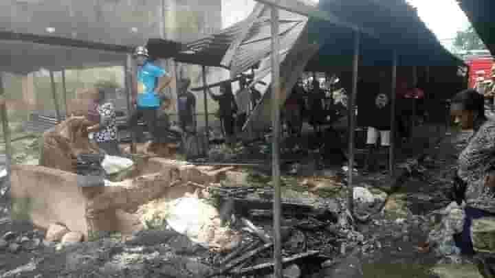 PHOTOS: FIRE GUTS RIVERS OIL MILL MARKET