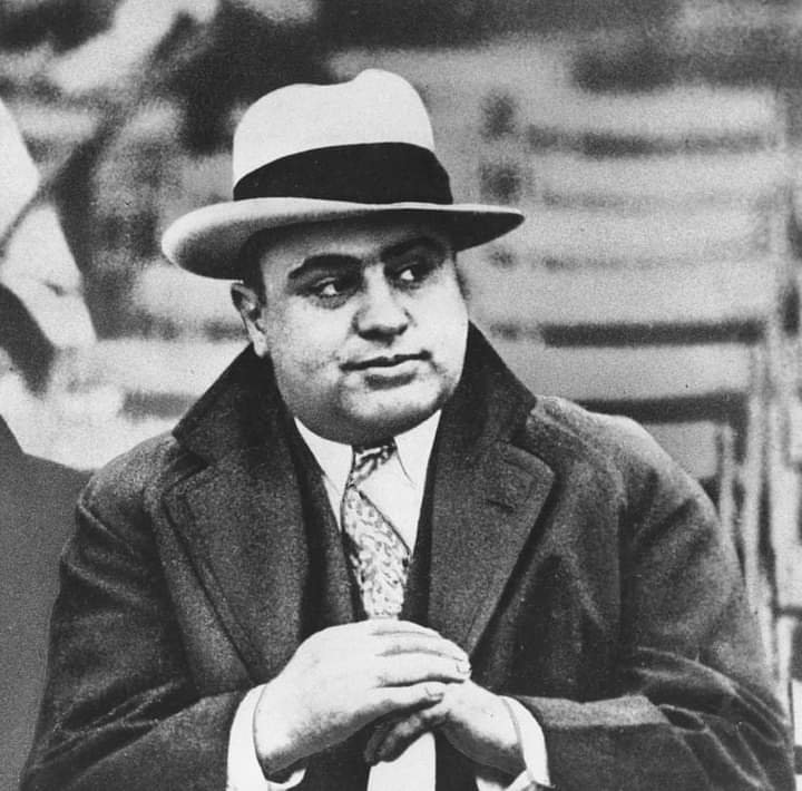 THE RISE AND FALL OF AL CAPONE, THE MOST INFAMOUS GANGSTER IN AMERICAN HISTORY 