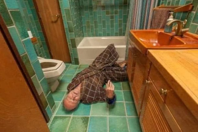 IF YOUR BATHROOM IS TILED, READ THIS TO SAVE A LIFE 