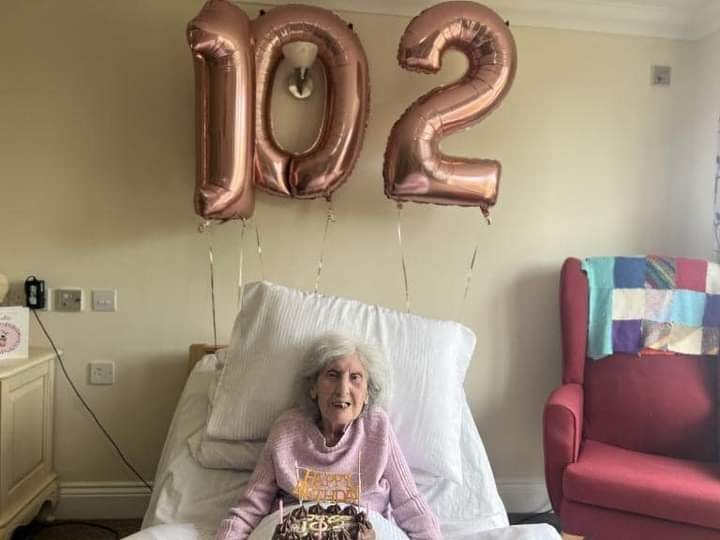 “THE SECRET OF MY LONG LIFE IS GOOD SEX” – 102-YEAR-OLD WOMAN REVEALS 