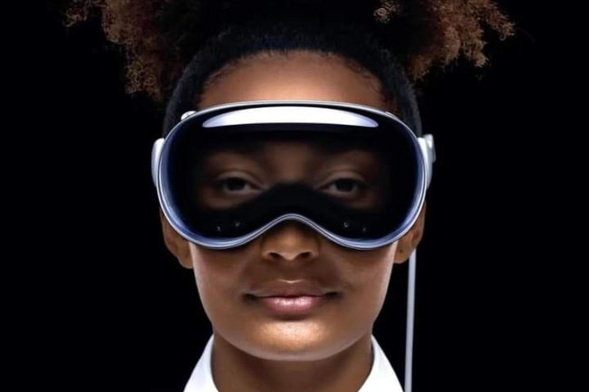 INTRODUCING THE AMAZING APPLE'S VISION PRO 