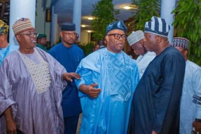 PRESIDENT TINUBU URGES APC SENATORS-ELECT TO RESPECT ZONING ARRANGEMENT