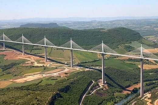 AMAZING INFRASTRUCTURE: VIADUC DE MILLAU, THE TALLEST BRIDGE IN THE WORLD 