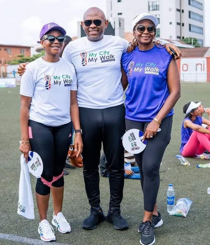 IN PICTURE: THIS PHOTO OF NIGERIAN BILLIONAIRE, TONY ELUMELU, HAS GOT A LOT OF PEOPLE TALKING. BUT WE DON'T ACTUALLY KNOW WHY!