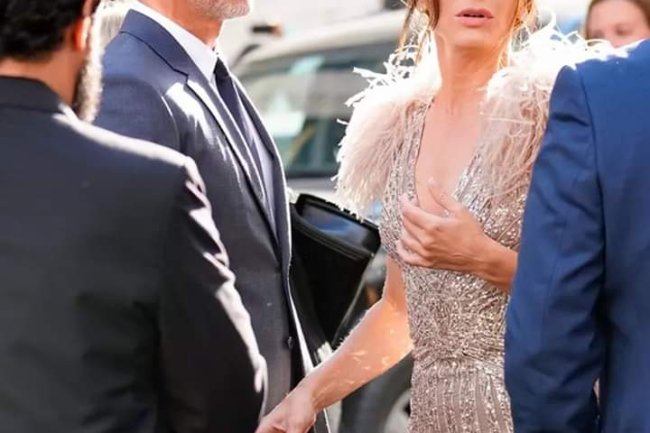 SANDRA BULLOCK'S PARTNER BRYAN RANDALL HAS DIED AGED 57