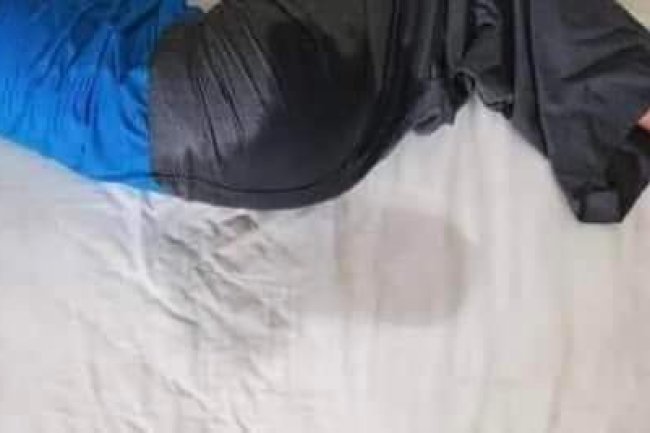 PLEASE, I NEED HELP!!! I'M 34 YEARS OLD AND I BED WET