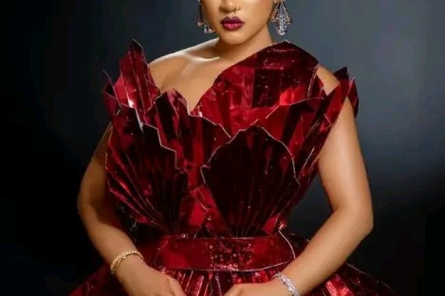 DUMP HIM IF HE DATES YOU FOR THREE YEARS WITHOUT MARRIAGE PLANS — PHYNA COUNSELS WOMEN